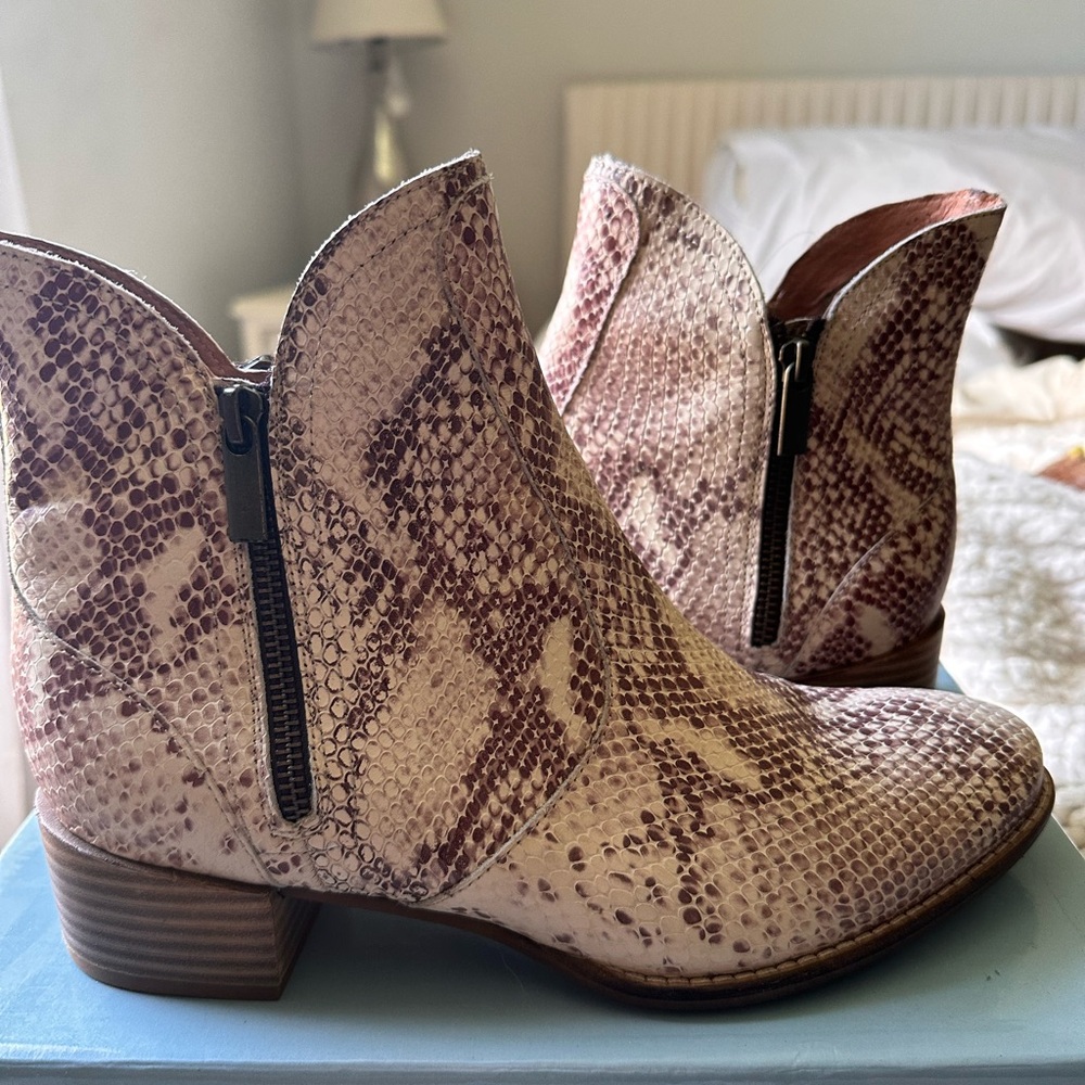 Seychelles leather Snakeskin Ankle Boots